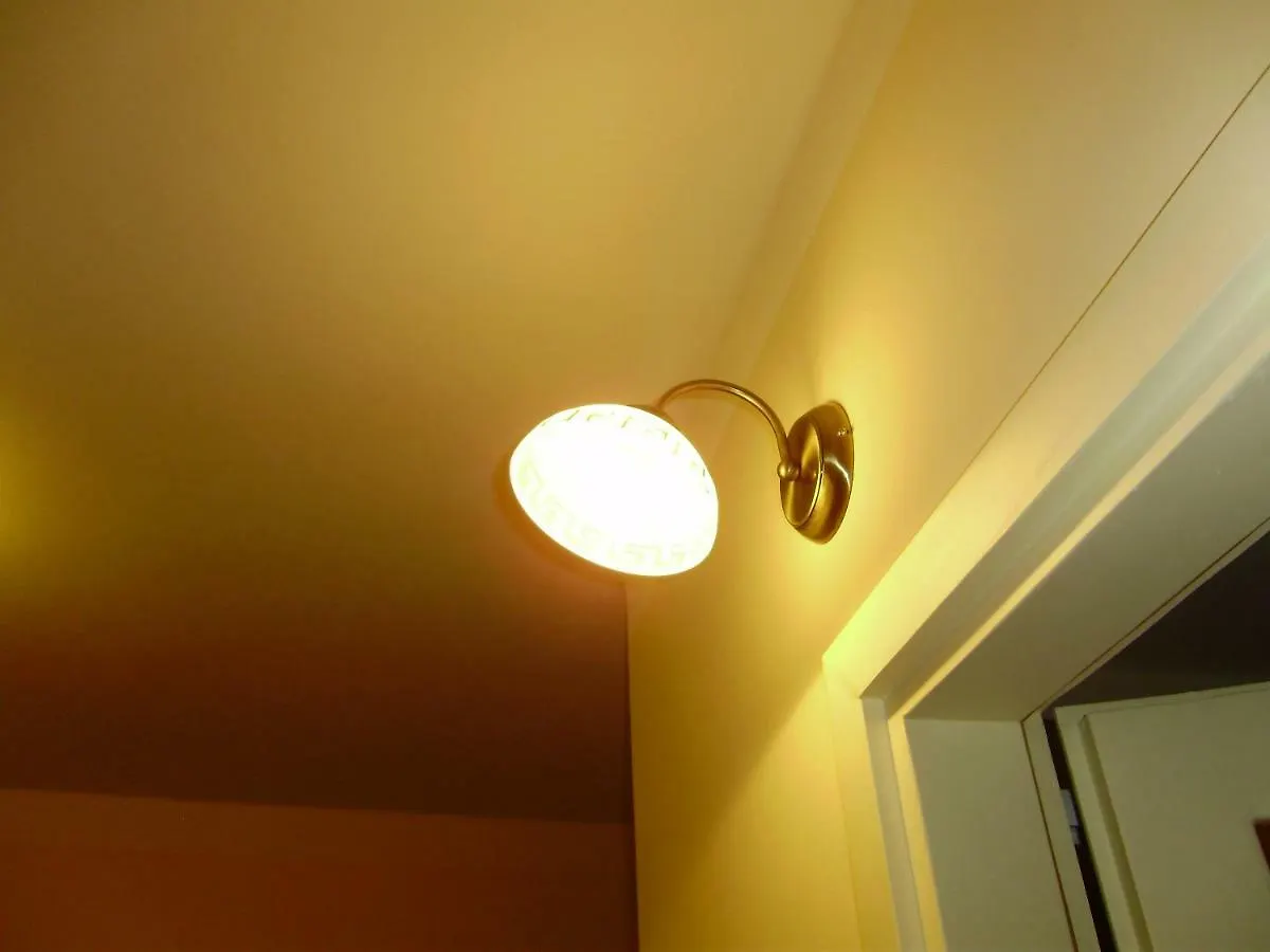 Anthea Rooms Split