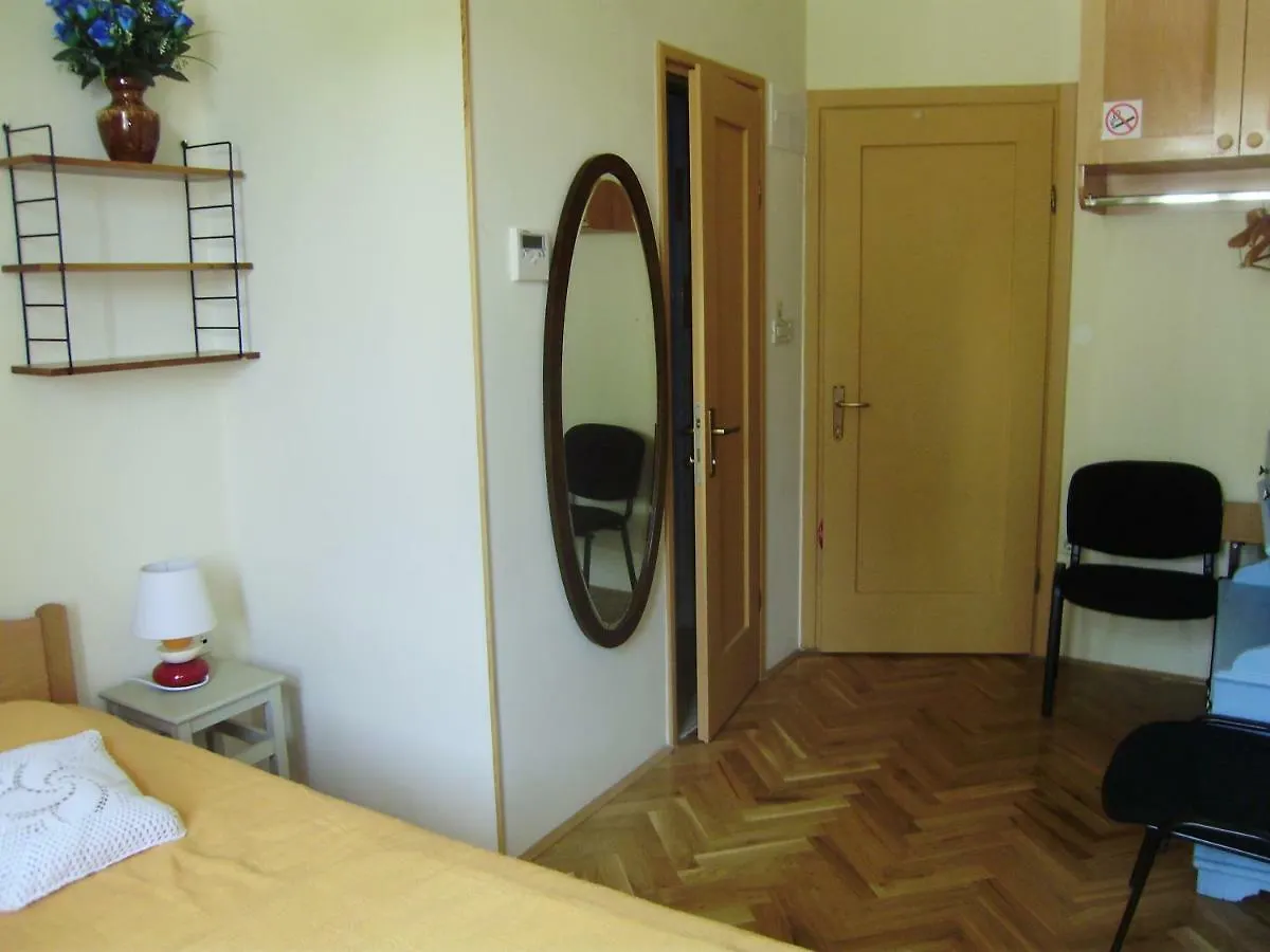 Anthea Rooms Split Kroatien
