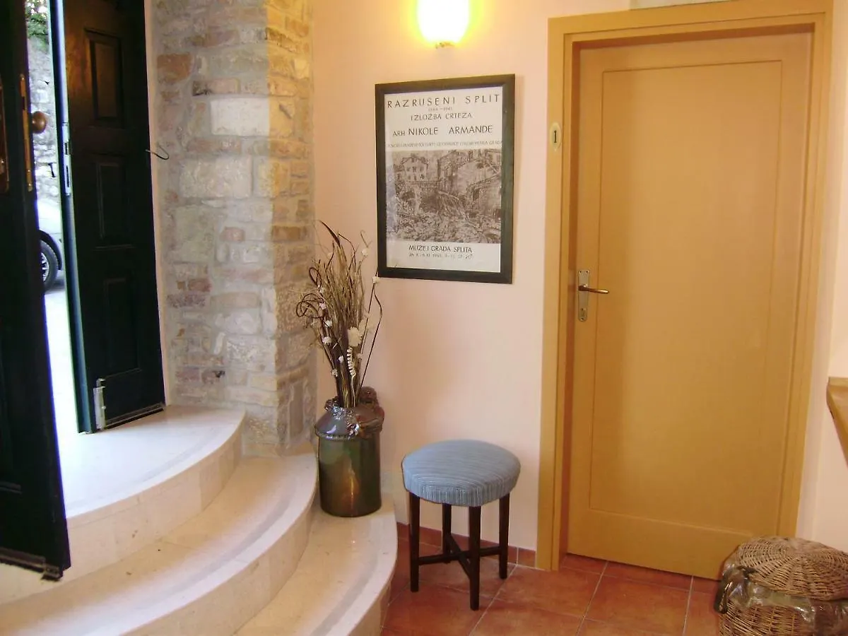 Anthea Rooms Split Gasthof